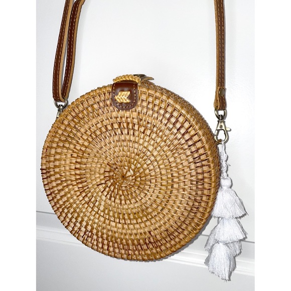 Handbags - Wicker Rattan crossbody purse